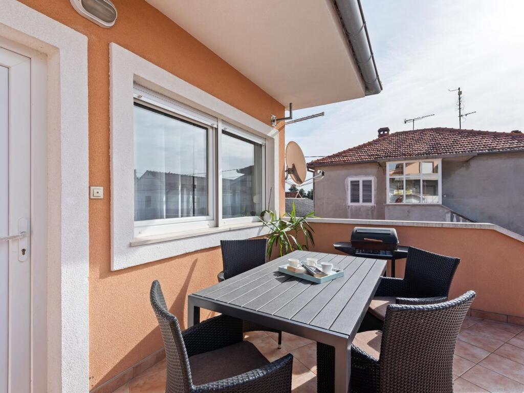 Apartment Nikoleto Zadar Exteriör bild
