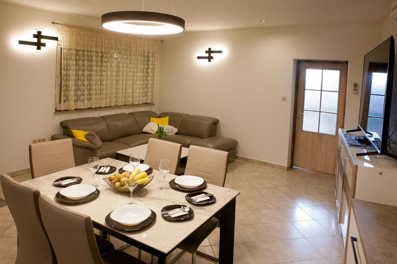 Apartment Nikoleto Zadar Exteriör bild